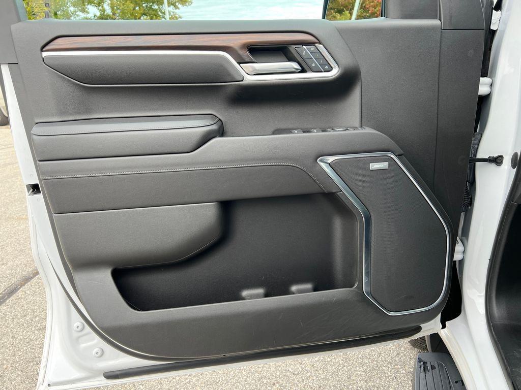 used 2022 GMC Sierra 1500 car, priced at $39,592