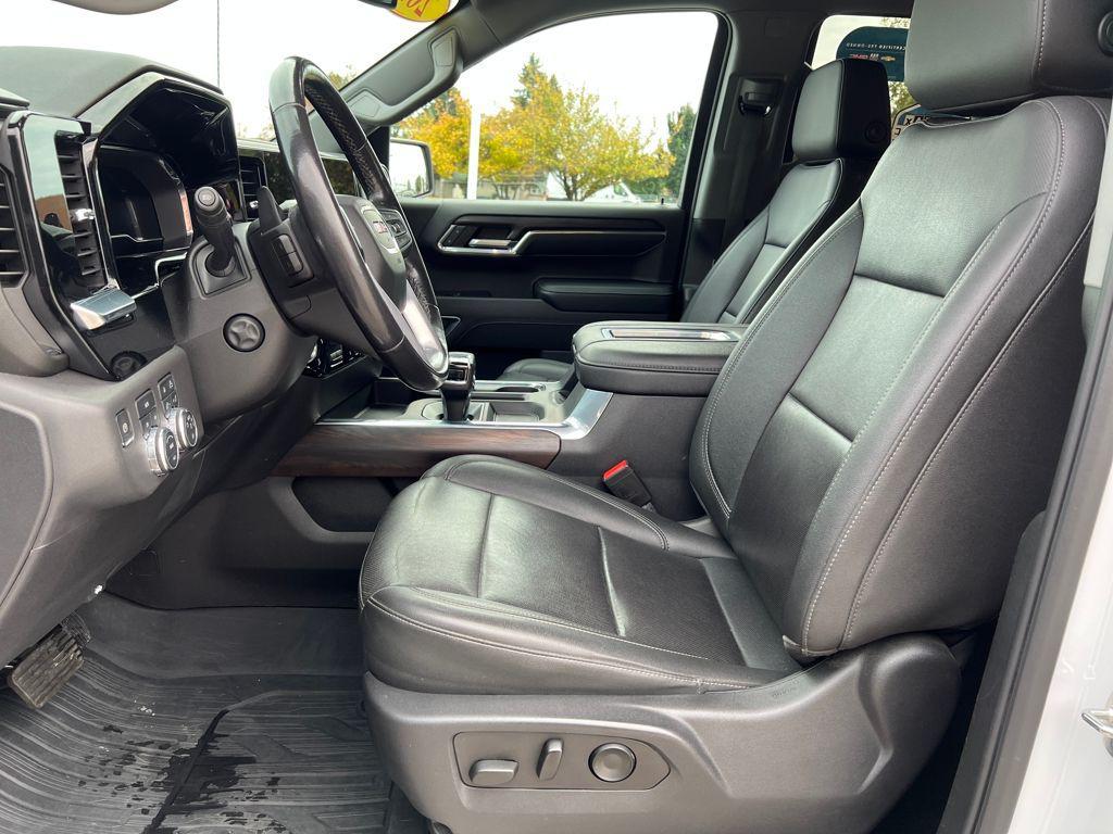 used 2022 GMC Sierra 1500 car, priced at $39,592