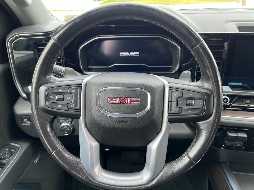 used 2022 GMC Sierra 1500 car, priced at $39,592
