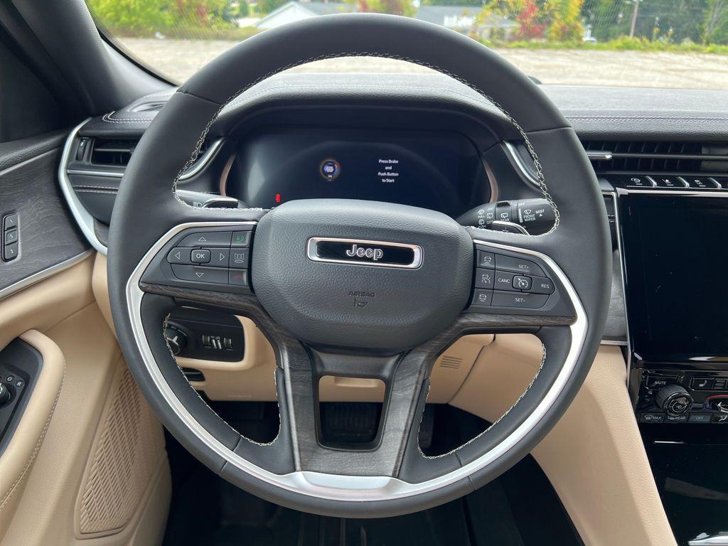 used 2025 Jeep Grand Cherokee L car, priced at $40,206