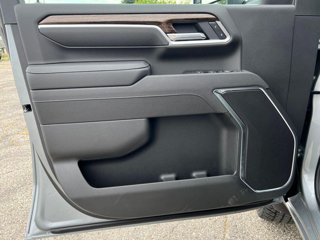 new 2025 GMC Sierra 3500 car, priced at $68,879