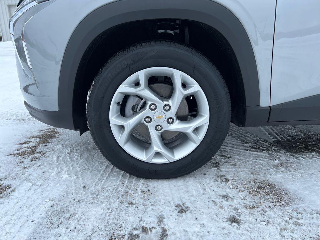 new 2026 Chevrolet Trax car, priced at $23,300
