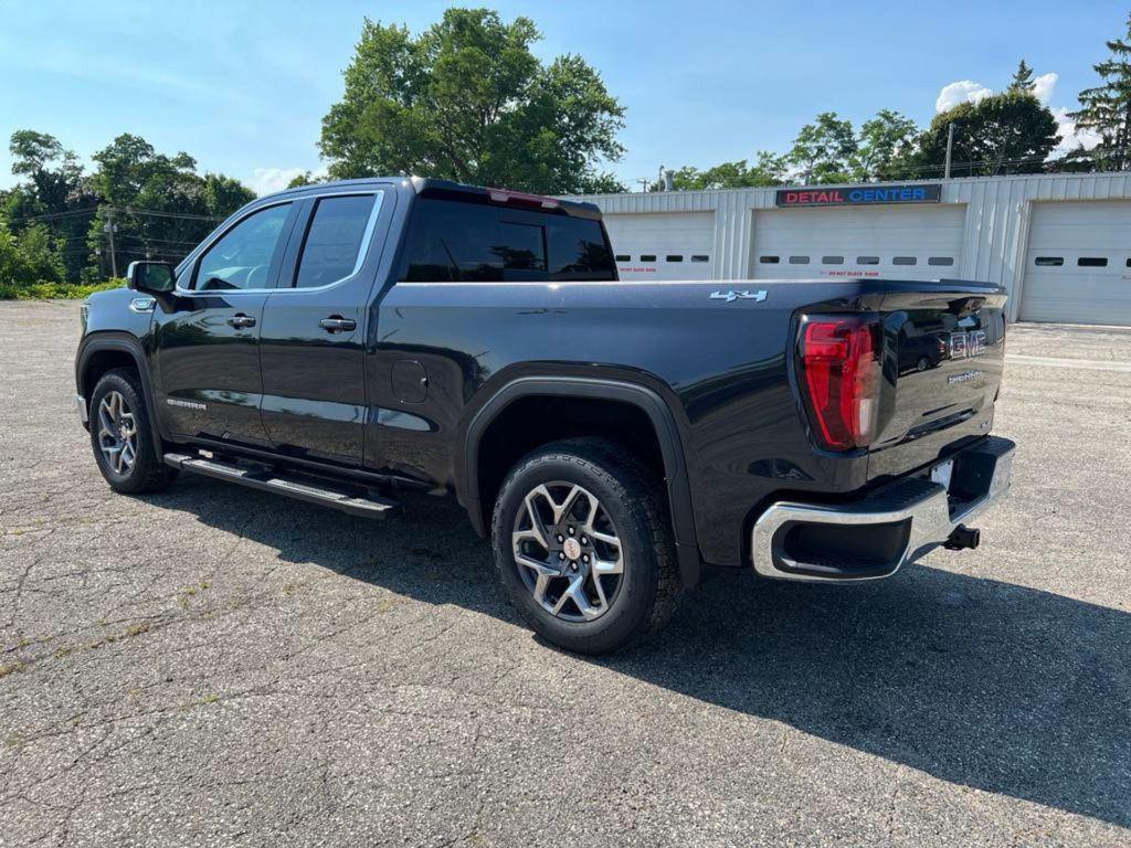 new 2026 GMC Sierra 1500 car, priced at $44,987
