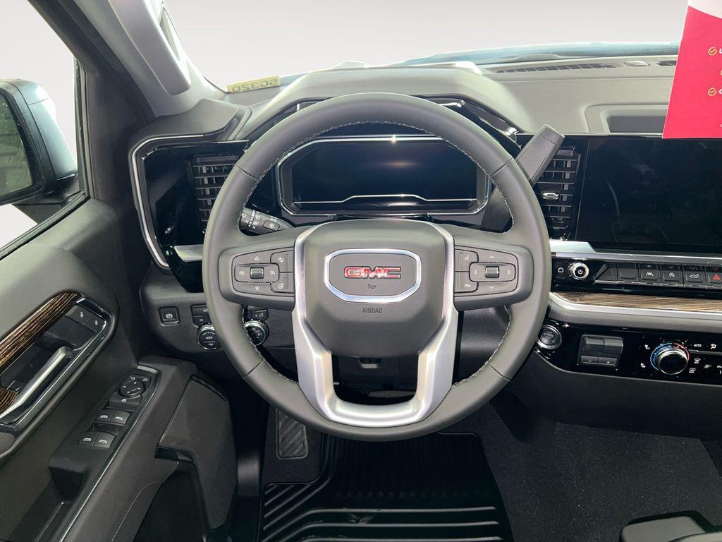 new 2025 GMC Sierra 1500 car, priced at $53,735