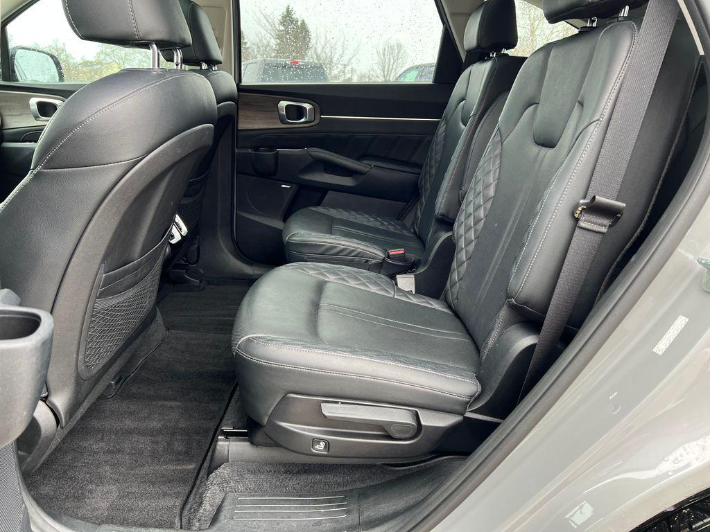 used 2022 Kia Sorento car, priced at $28,809