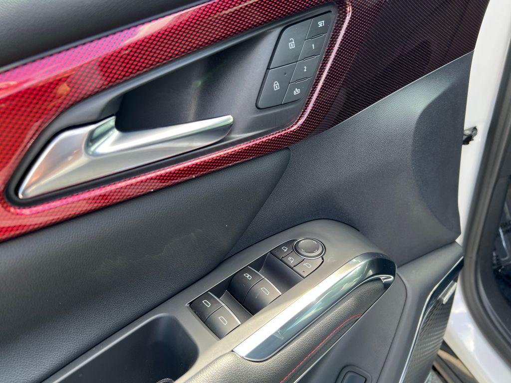 used 2024 Chevrolet Traverse car, priced at $44,038