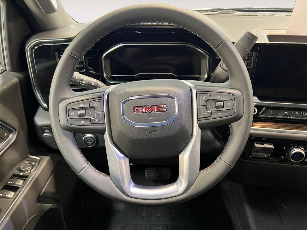new 2025 GMC Sierra 1500 car, priced at $52,535