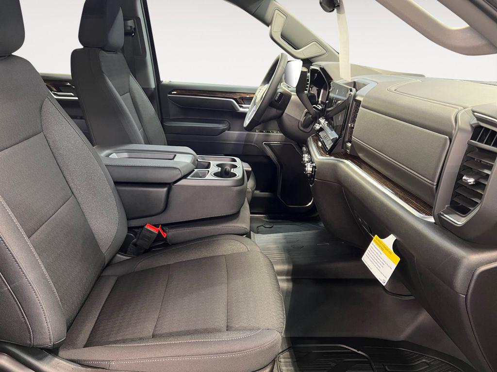 new 2025 GMC Sierra 1500 car, priced at $52,535