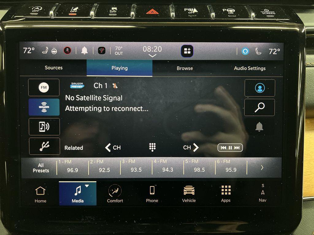 used 2024 Jeep Grand Cherokee L car, priced at $45,596