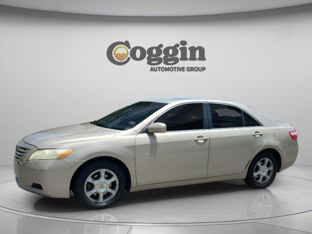 used 2009 Toyota Camry car, priced at $7,500