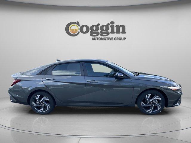 new 2025 Hyundai Elantra car, priced at $20,424