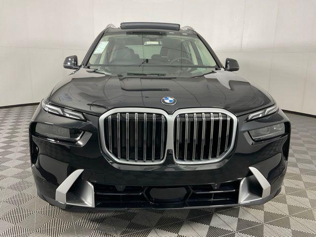 new 2026 BMW X7 car, priced at $95,325
