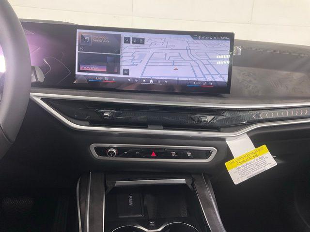 new 2026 BMW X7 car, priced at $95,815