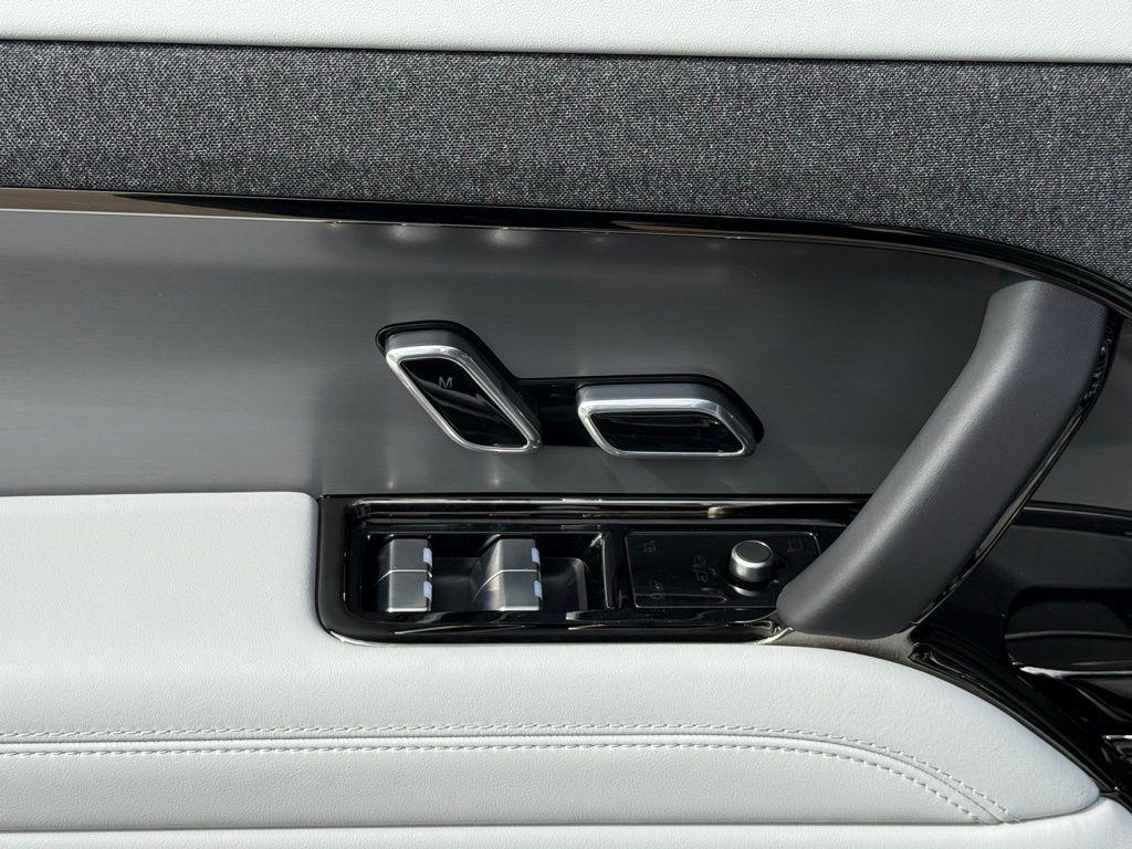 new 2026 Land Rover Range Rover Sport car, priced at $95,435