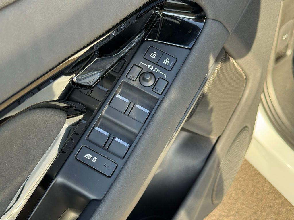used 2026 Land Rover Range Rover Evoque car, priced at $50,963