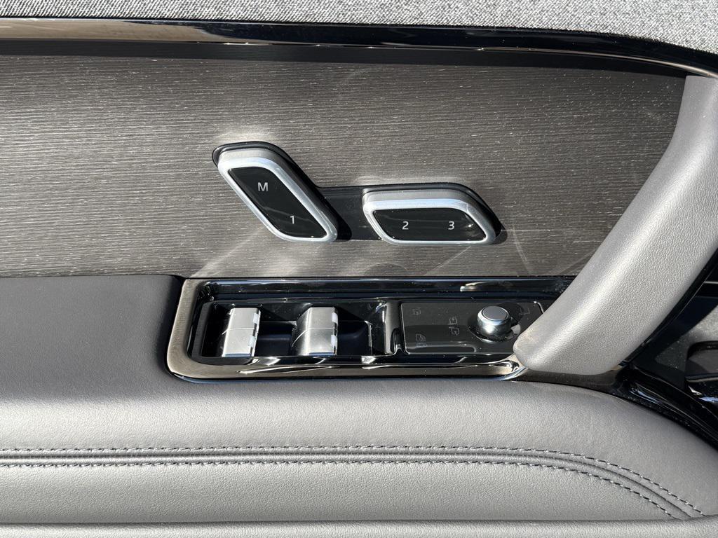 new 2025 Land Rover Range Rover Sport car, priced at $96,880
