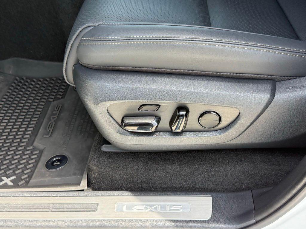used 2025 Lexus GX 550 car, priced at $90,845