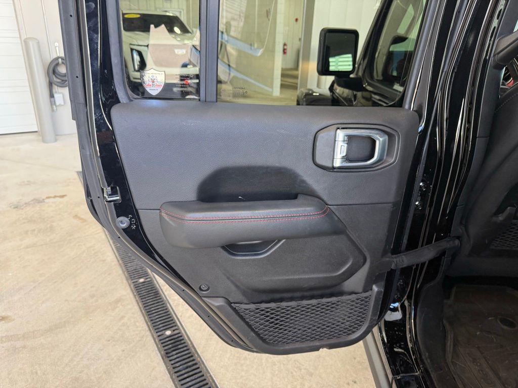 used 2022 Jeep Wrangler Unlimited car, priced at $37,988