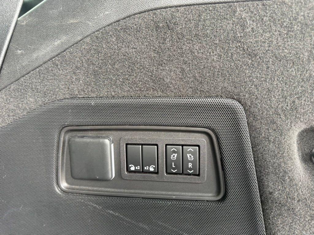 used 2023 Cadillac Escalade car, priced at $67,988