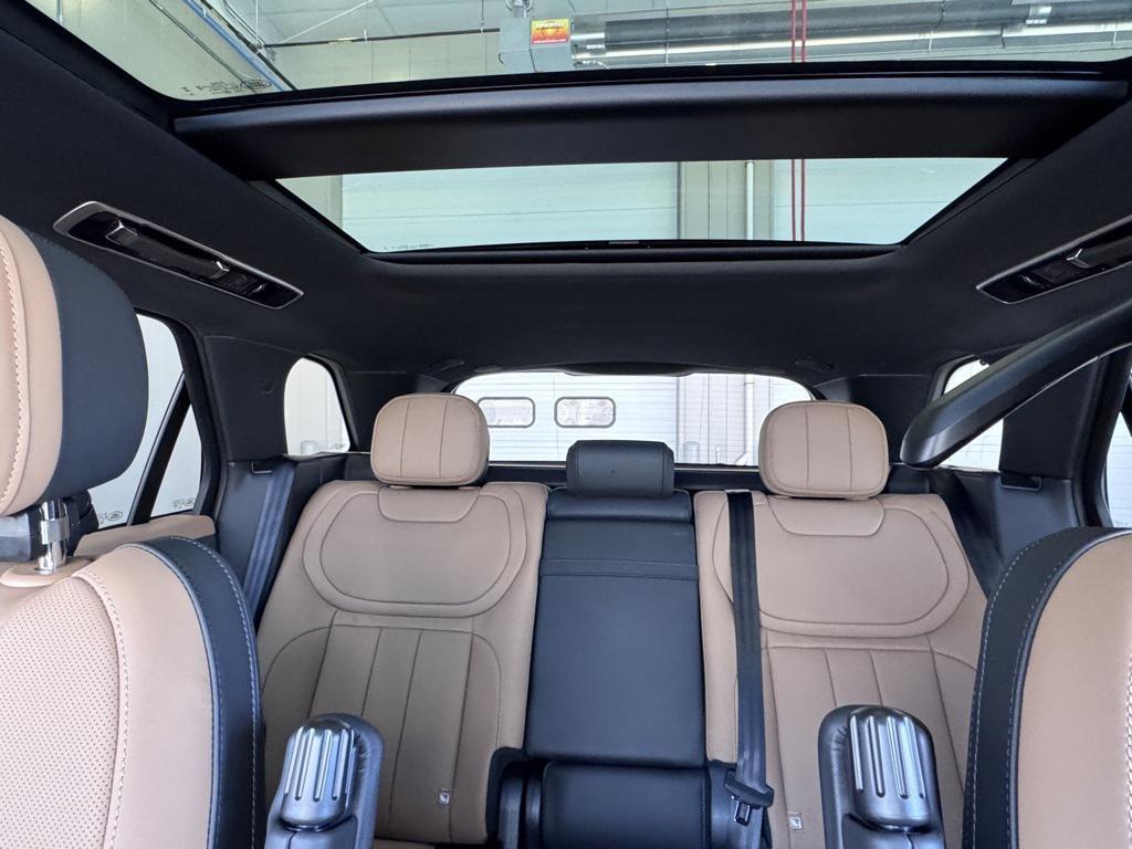 new 2026 Land Rover Range Rover Sport car, priced at $109,975