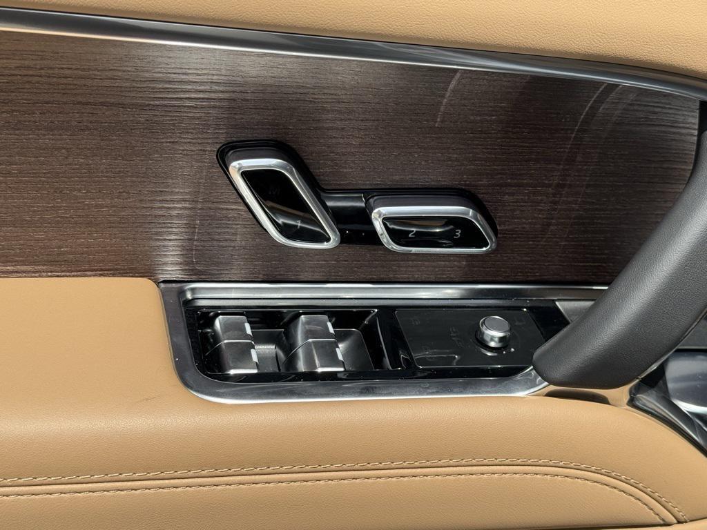 new 2025 Land Rover Range Rover car, priced at $130,280