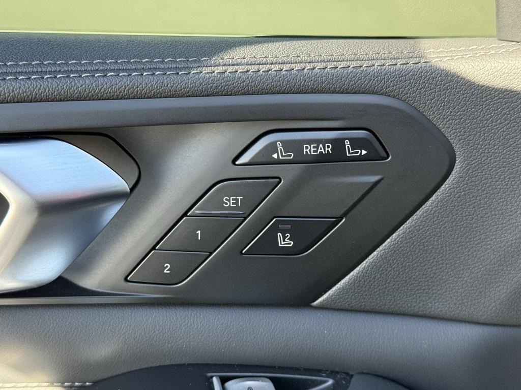 used 2022 BMW X7 car, priced at $55,723