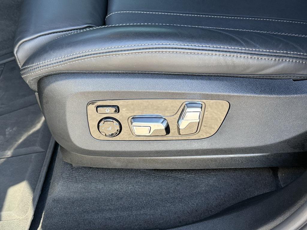 used 2022 BMW X7 car, priced at $55,723