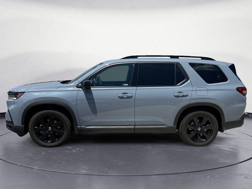 used 2025 Honda Pilot car, priced at $50,988