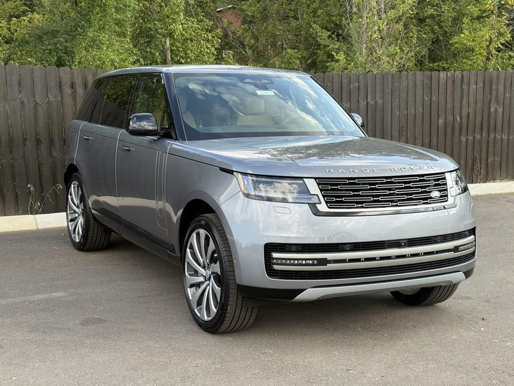 new 2025 Land Rover Range Rover car, priced at $154,480