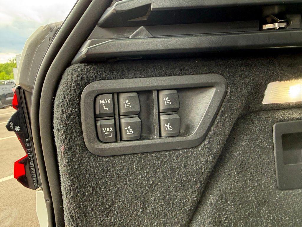 used 2023 BMW X7 car, priced at $49,988
