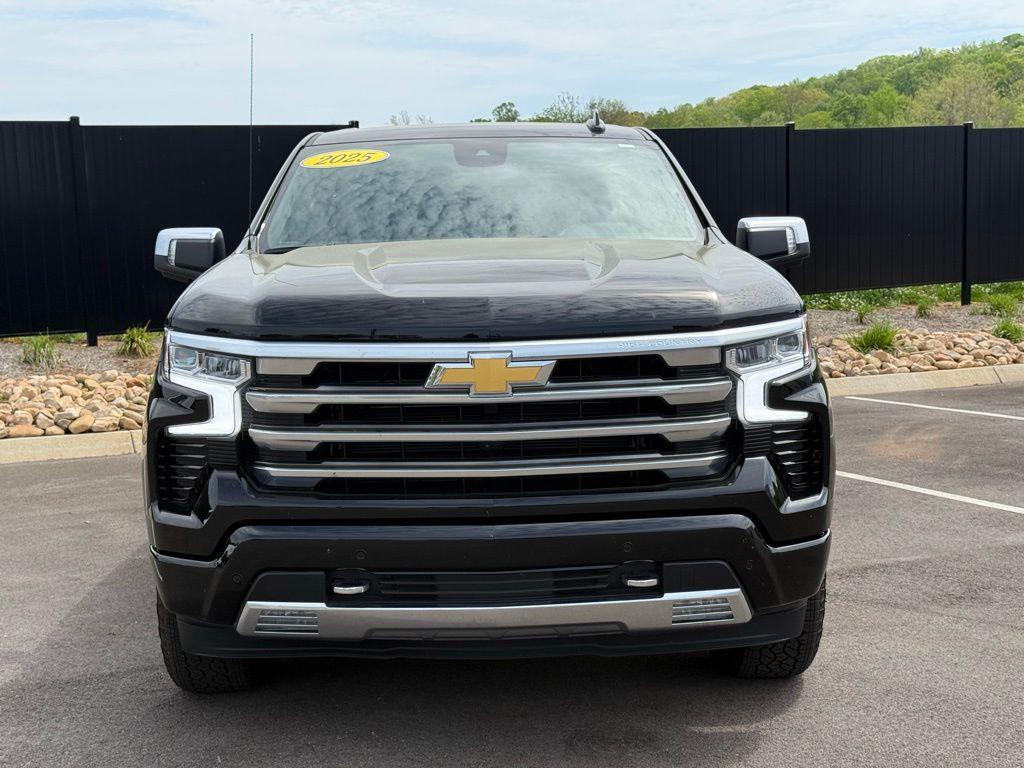used 2025 Chevrolet Silverado 1500 car, priced at $59,988