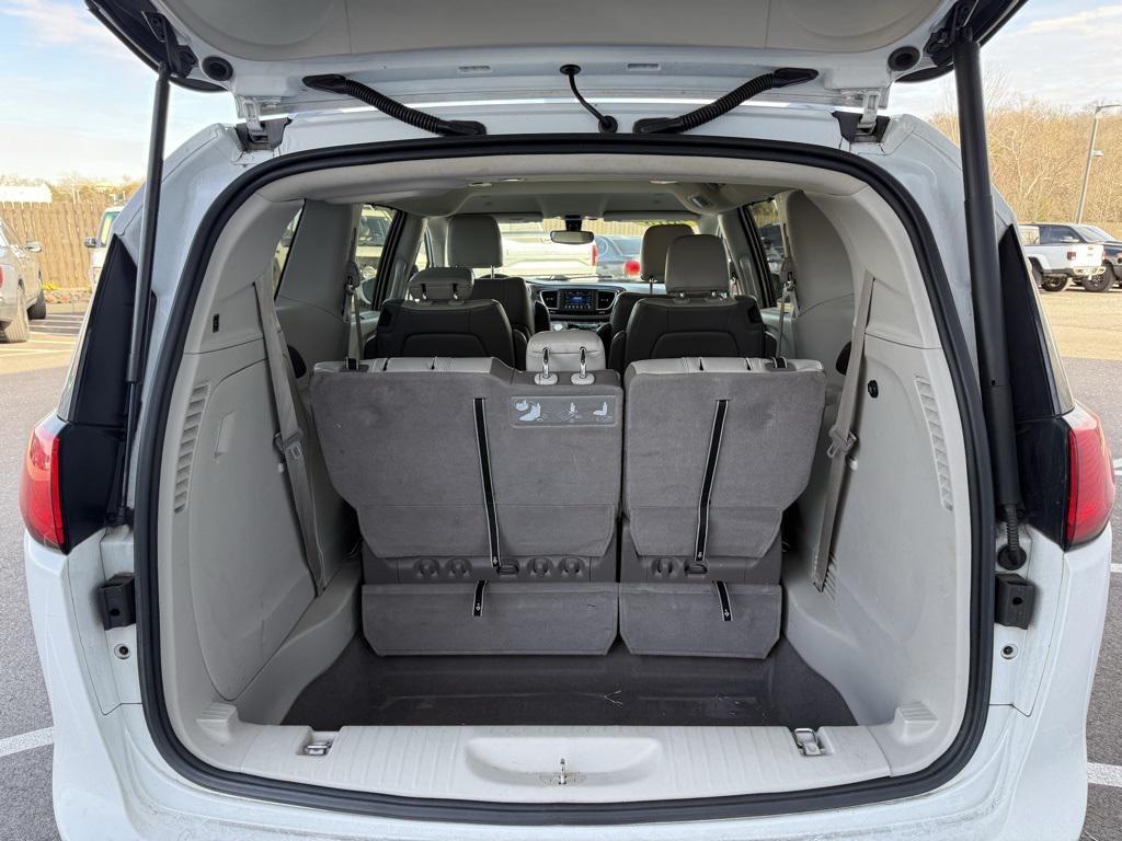 used 2018 Chrysler Pacifica car, priced at $9,988