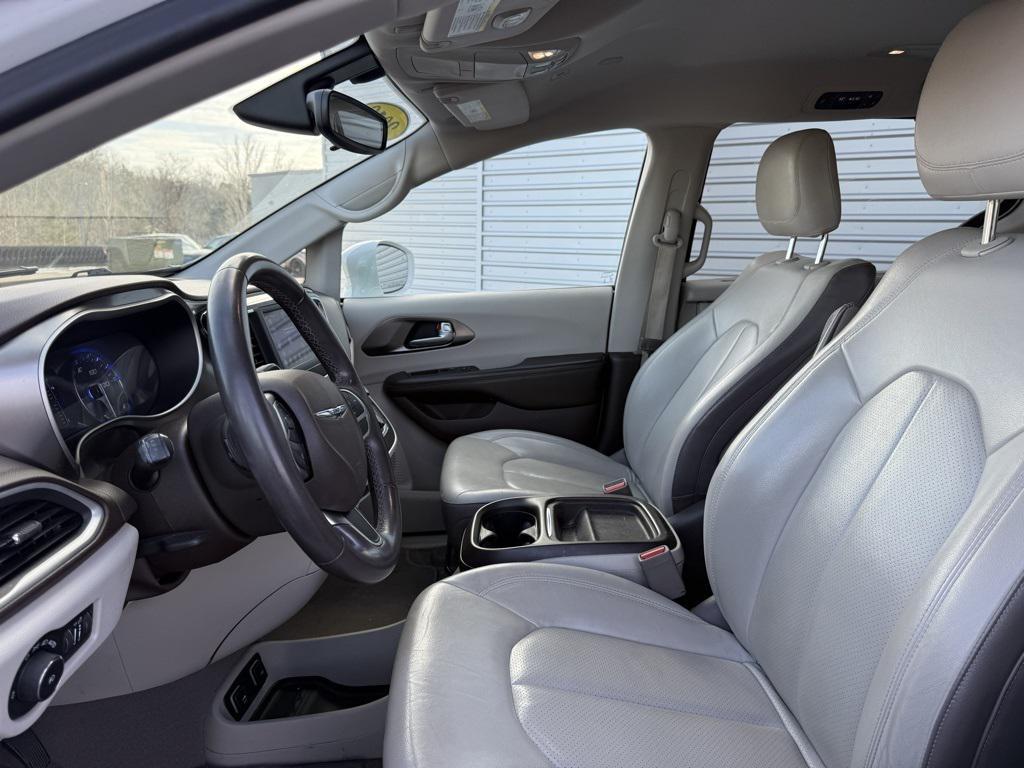used 2018 Chrysler Pacifica car, priced at $9,988