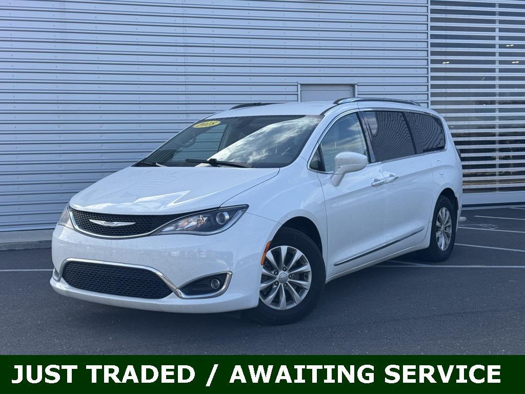 used 2018 Chrysler Pacifica car, priced at $9,988