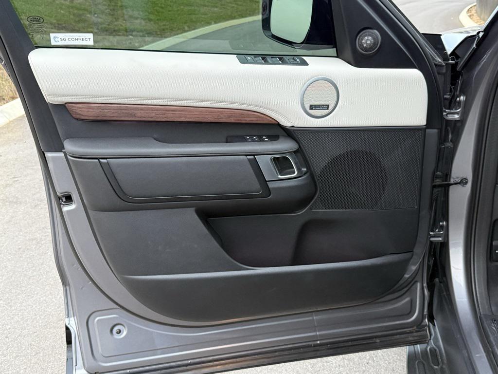 used 2024 Land Rover Discovery car, priced at $58,823