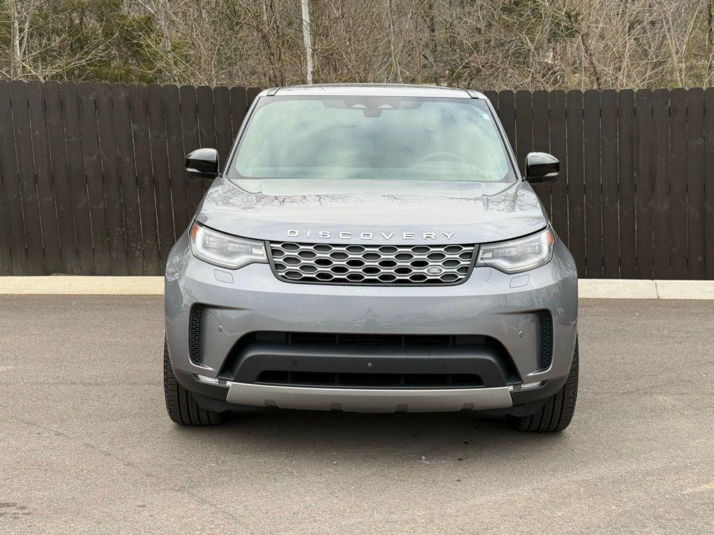 used 2025 Land Rover Discovery car, priced at $55,363