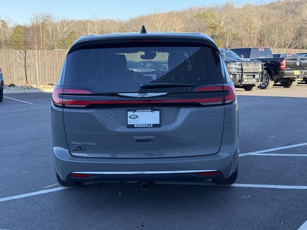 used 2025 Chrysler Pacifica car, priced at $35,988