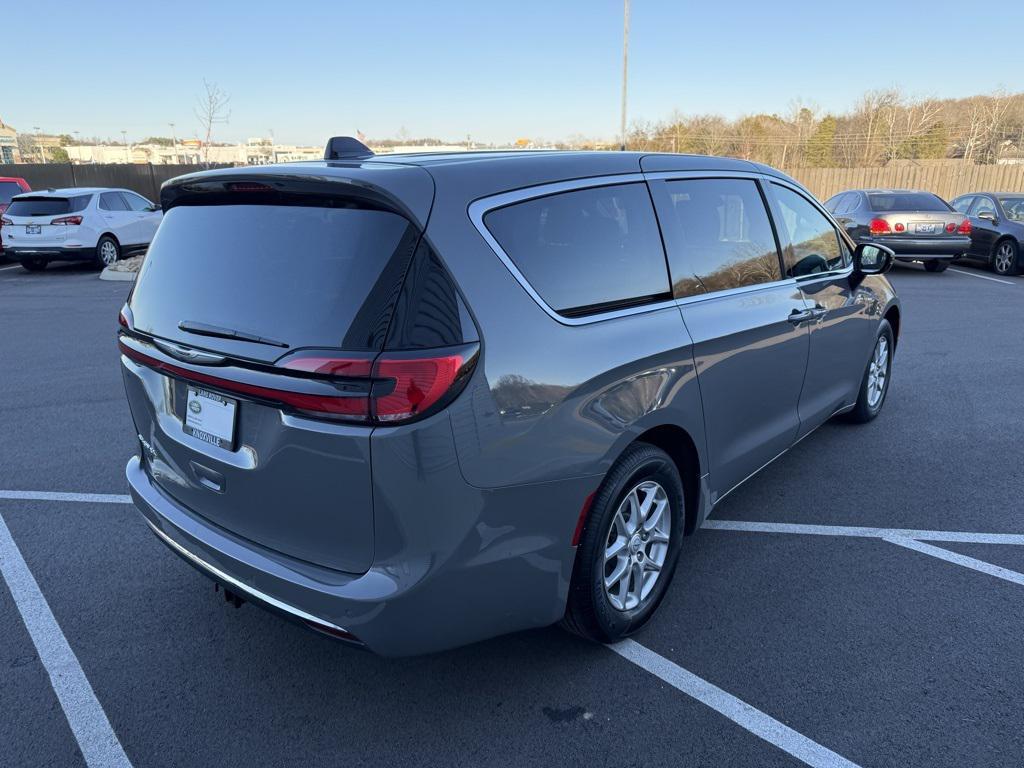 used 2025 Chrysler Pacifica car, priced at $35,988
