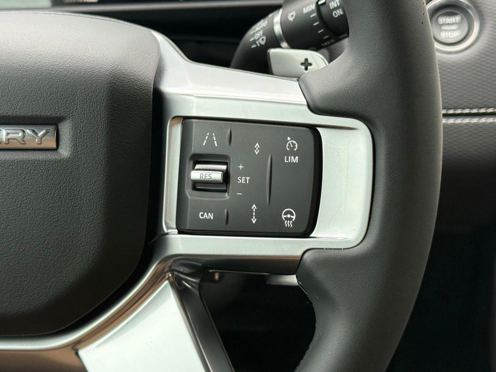 new 2026 Land Rover Discovery car, priced at $79,661
