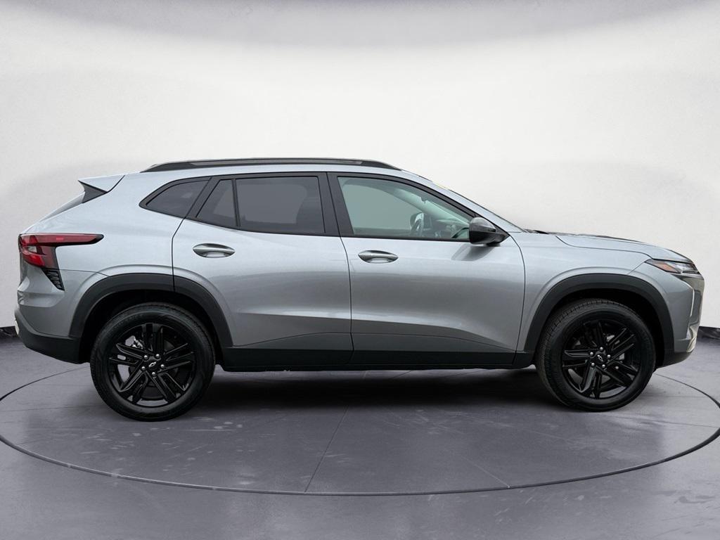 used 2025 Chevrolet Trax car, priced at $24,345