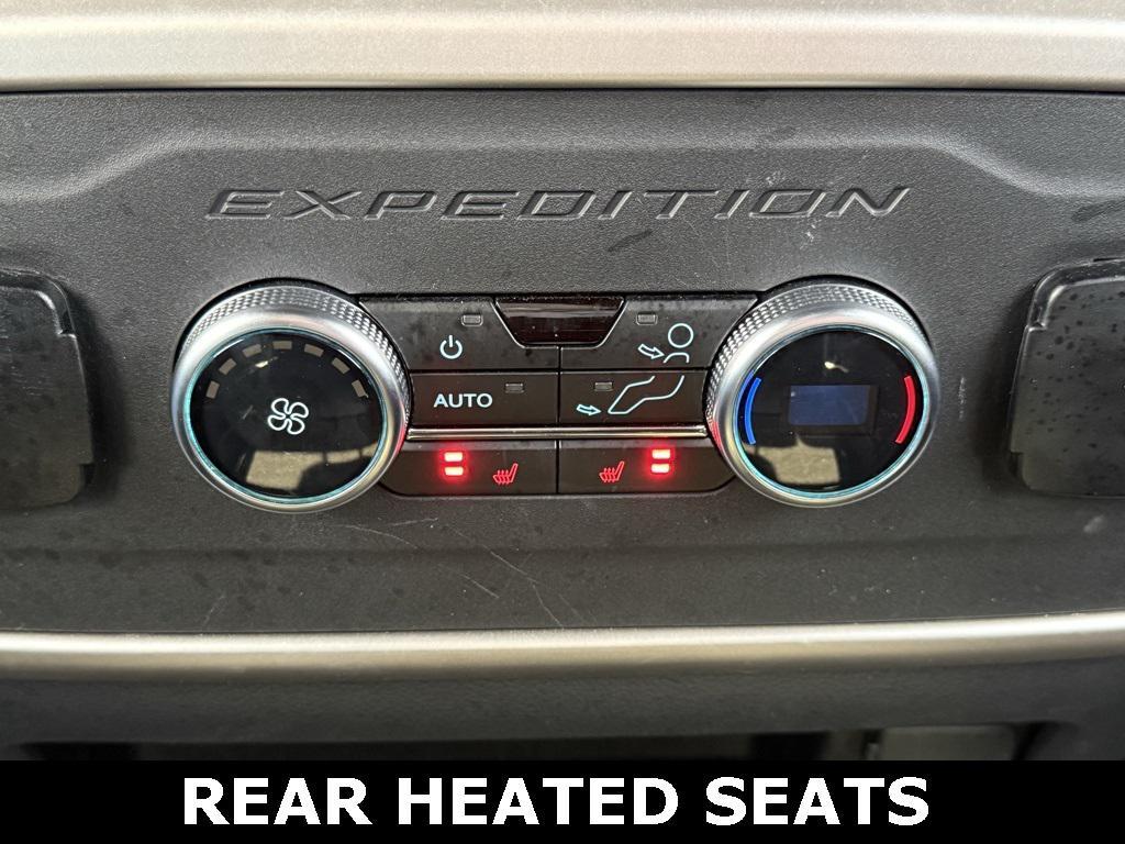 used 2024 Ford Expedition car, priced at $58,623