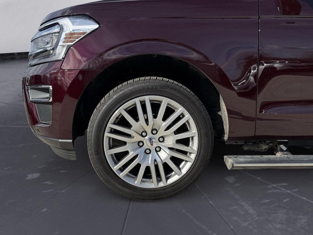 used 2024 Ford Expedition car, priced at $58,623