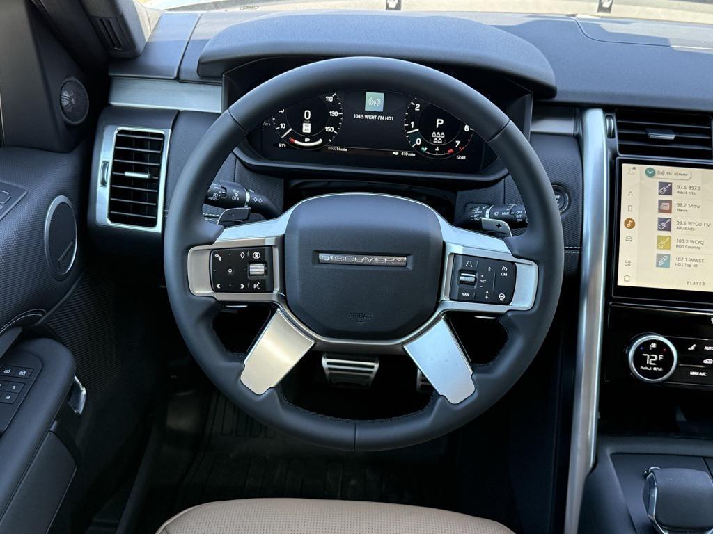 new 2026 Land Rover Discovery car, priced at $77,566