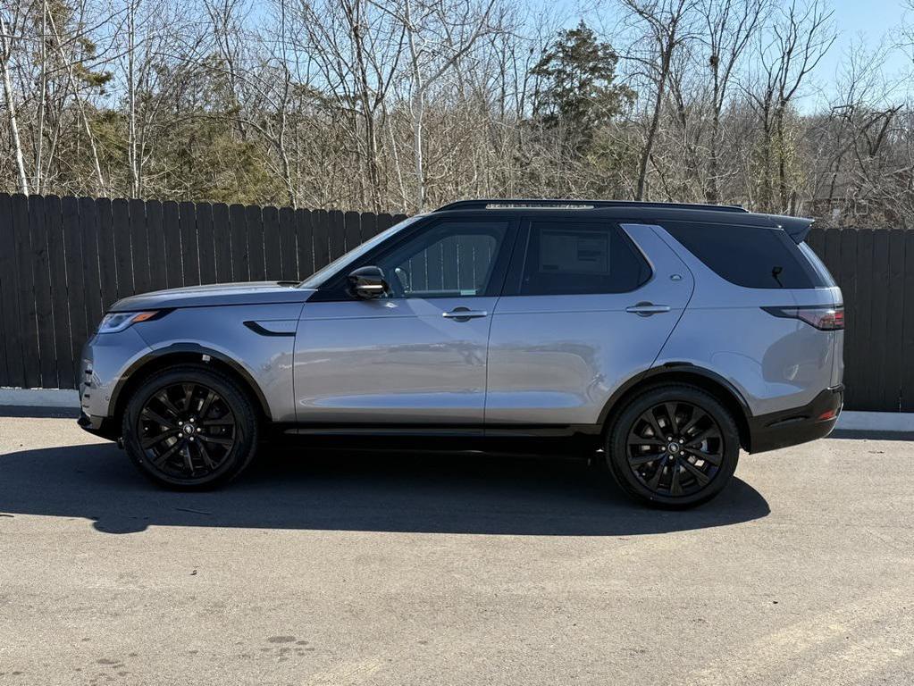 new 2026 Land Rover Discovery car, priced at $77,566