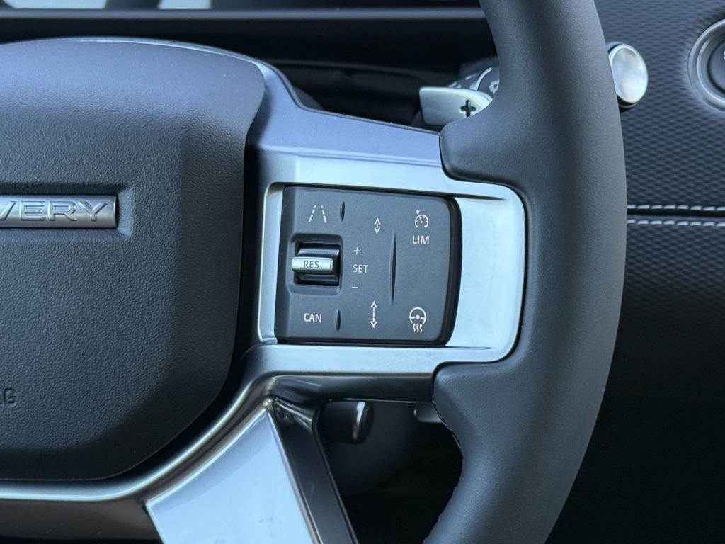 new 2026 Land Rover Discovery car, priced at $77,566