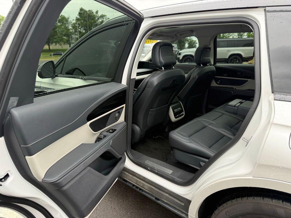 used 2025 Lincoln Nautilus car, priced at $59,623