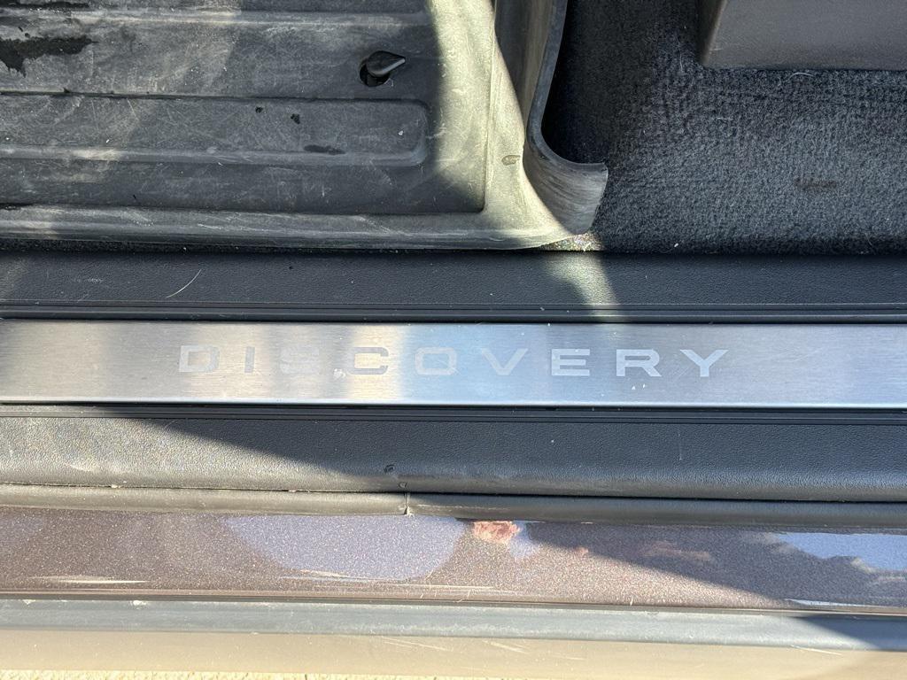 used 2025 Land Rover Discovery car, priced at $66,863