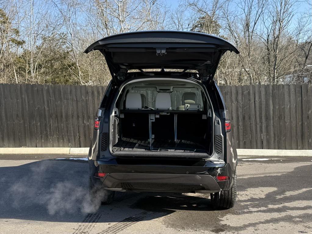 used 2025 Land Rover Discovery car, priced at $66,863
