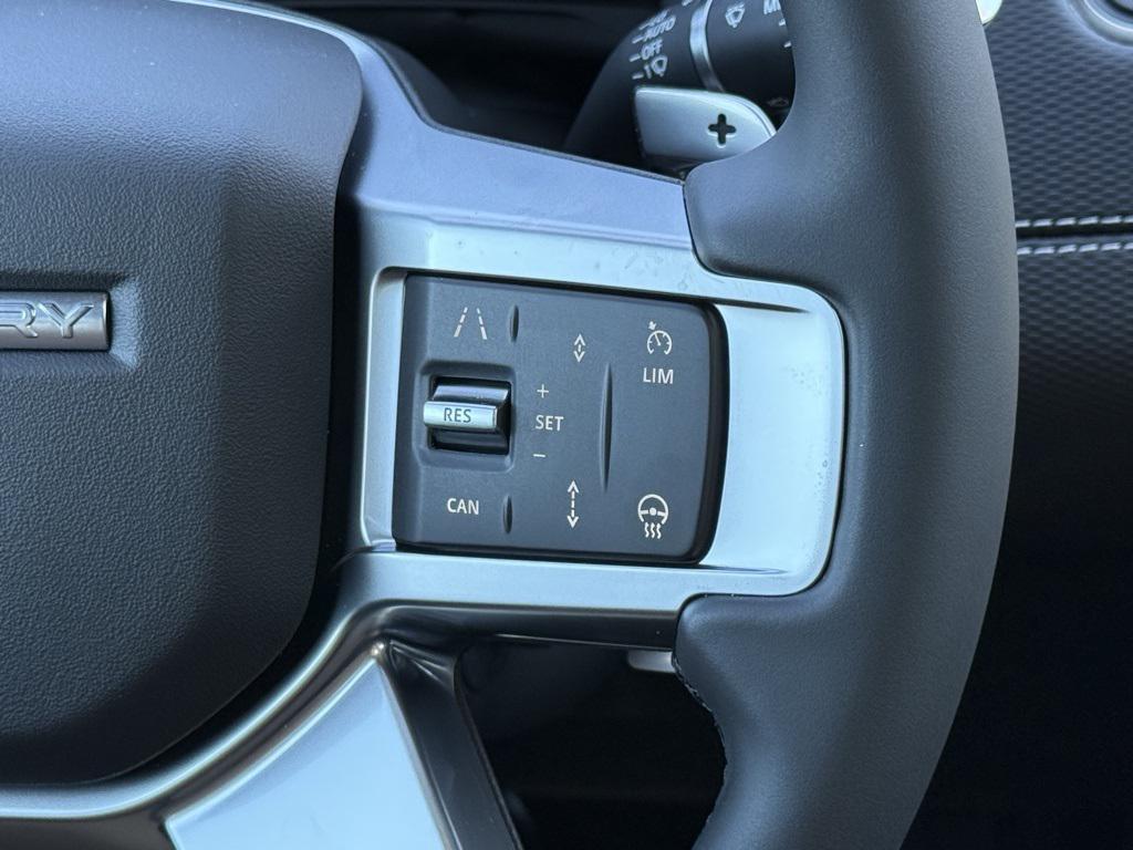 new 2026 Land Rover Discovery car, priced at $77,566