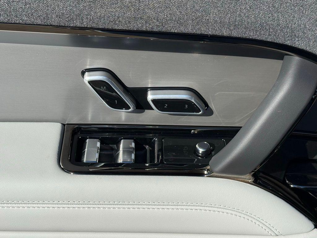 new 2026 Land Rover Range Rover Sport car, priced at $92,045